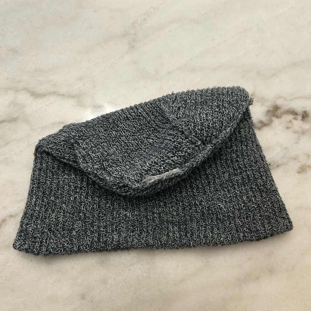 Beanie - Picture 3 of 3